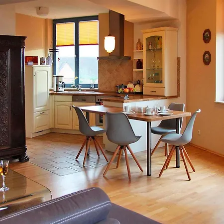 Im Wasserturm, Διαμέρισμα *